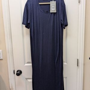 Icebreaker Tee Granary Dress NWT Navy Blue